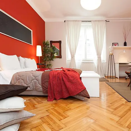 Hostel Bed&coffee 360° Belgrade