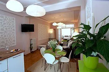 Bed&coffee 360° Hostel Belgrade