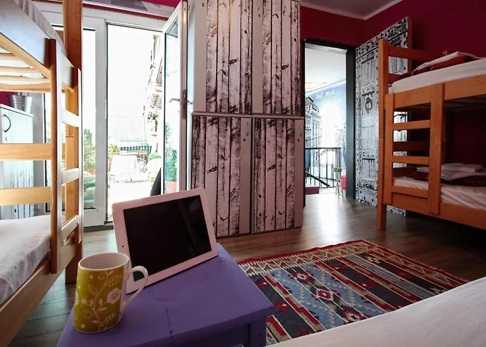 Bed&coffee 360° Hostel